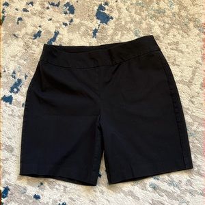 CHICOS  SO SLIMMING SHORTS!